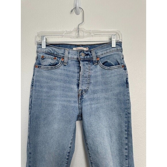 Levi's Wedgie Straight Jeans Button Fly Light Wash Distressed Women's 26 26x28 - Picture 2 of 9